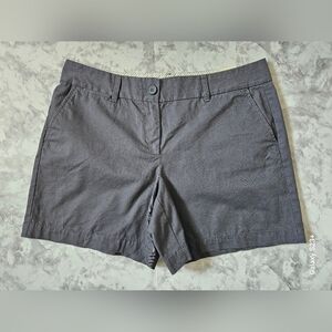 LOFT 6" Inseam Chino Shorts!